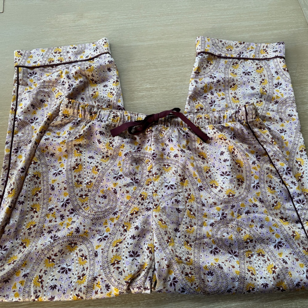 Ann Taylor Purple and Yellow Floral Sleepwear Set Pajamas (Top and Bottom) L - Picture 6 of 10